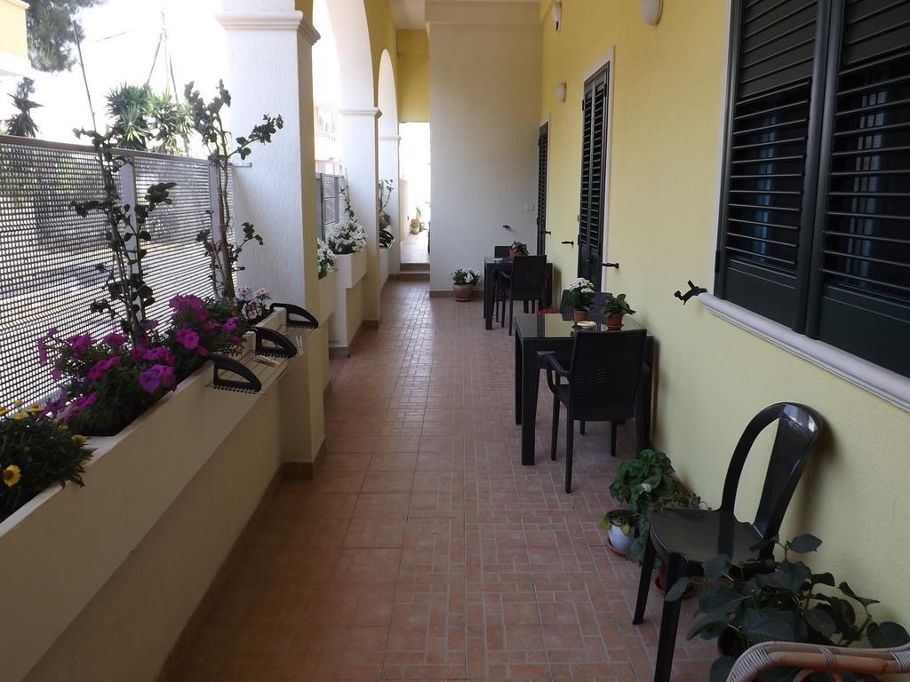 Araucaria Bed & Breakfast Torre San Giovanni Ugento Ngoại thất bức ảnh