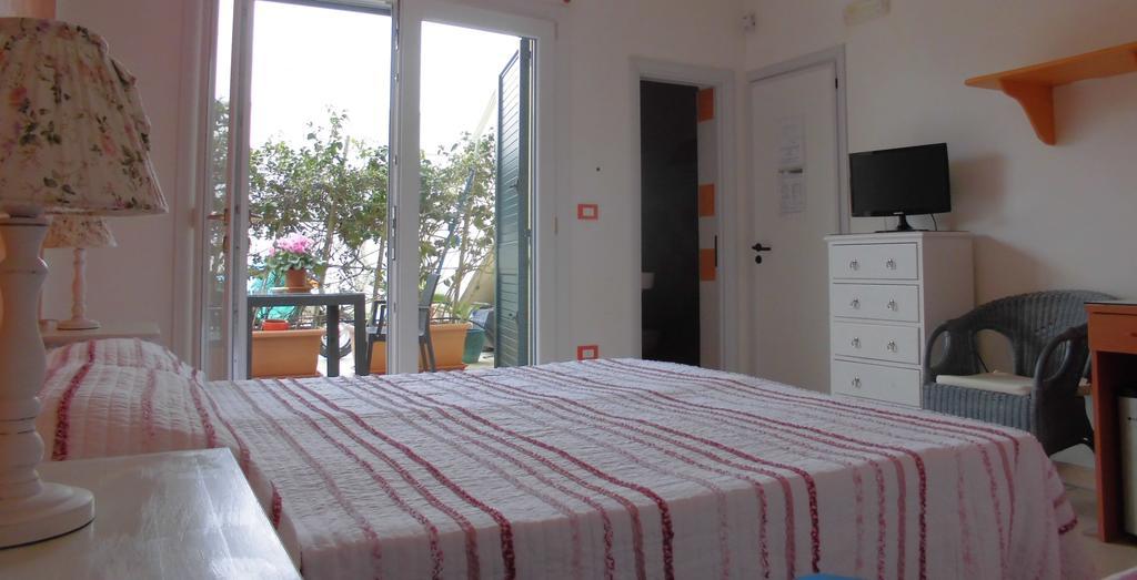 Araucaria Bed & Breakfast Torre San Giovanni Ugento Phòng bức ảnh