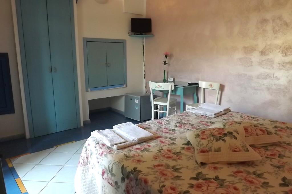 Araucaria Bed & Breakfast Torre San Giovanni Ugento Ngoại thất bức ảnh